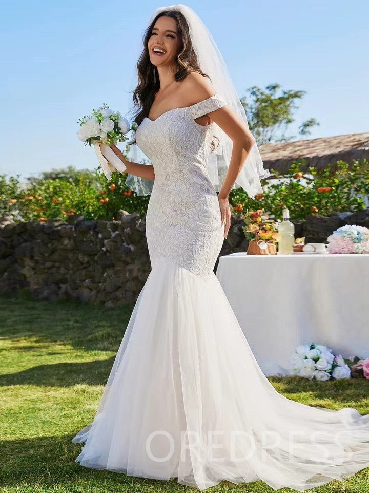 [$30 OFF CHECKOUT!]Vintage Lace Strapless Mermaid Bridal Dress Off The Shoulder Polka Dots Tulle Wedding Dress With Court Train BD100