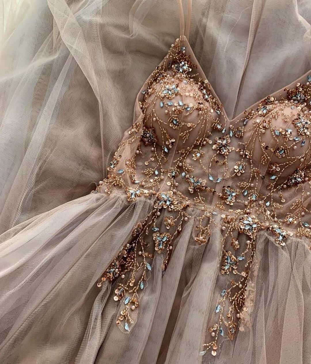 Sexy Deep V Neckline Crystal Beaded Prom Dress A Line Tulle Formal Dress ER2157