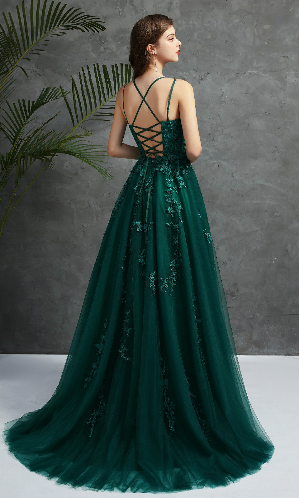 Lace Appliques Prom Dresses Long Sleeveless Custom Formal Evening Party Gowns ER2070