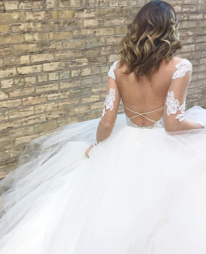 See Through V Neck Lace Wedding Dress Backless Lace Up Tulle Bottom Wedding Gowns ER2123