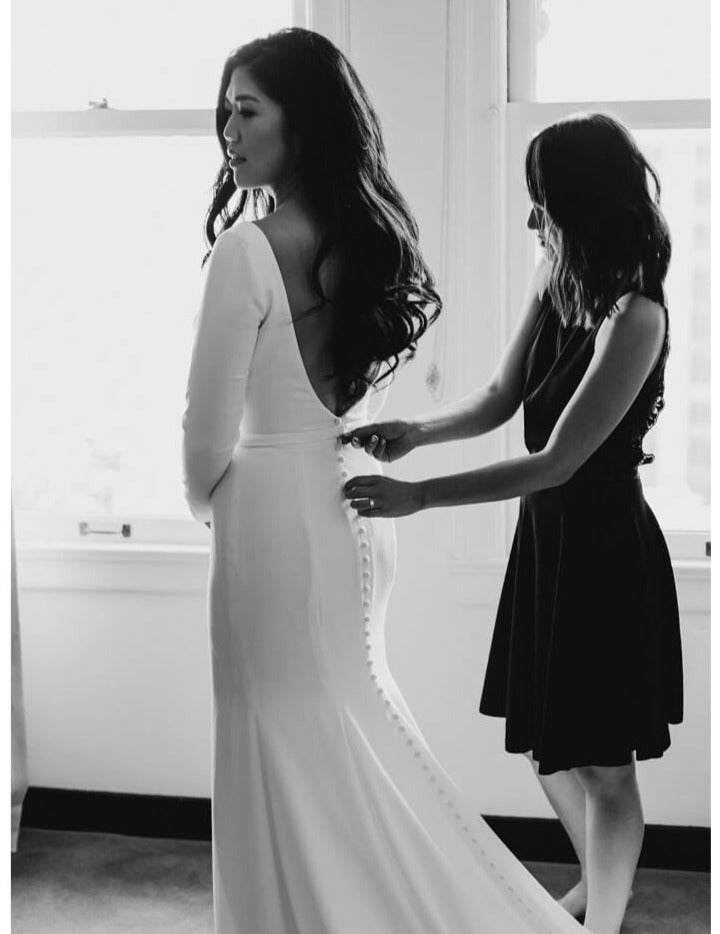 Simple Long Sleeve Open Back Ivory Mermaid Wedding Dresses Customize ER2144
